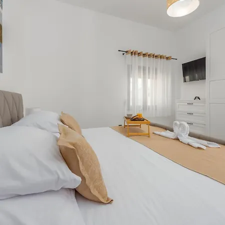 Dide Moga Zadarvillas *