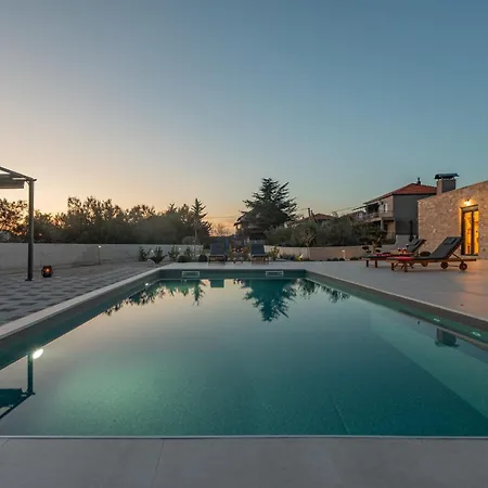 Dide Moga Zadarvillas Vila